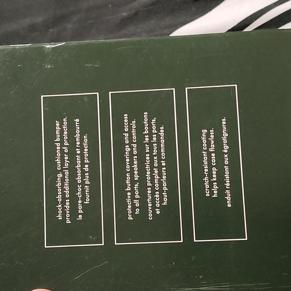 Kate Spade phone case - Picture 7 of 9